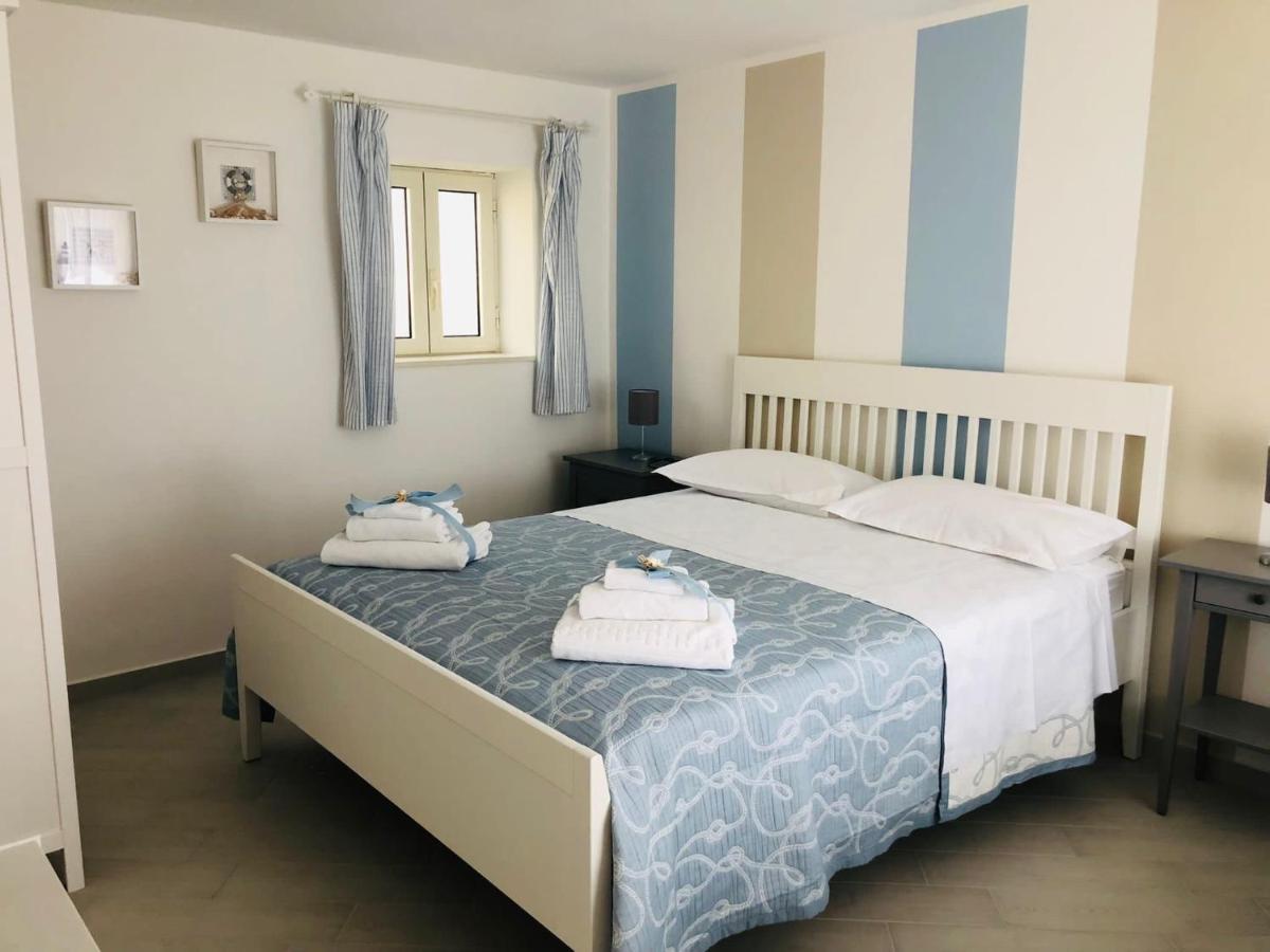 Edoardo E Franca Appartement Minturno Buitenkant foto