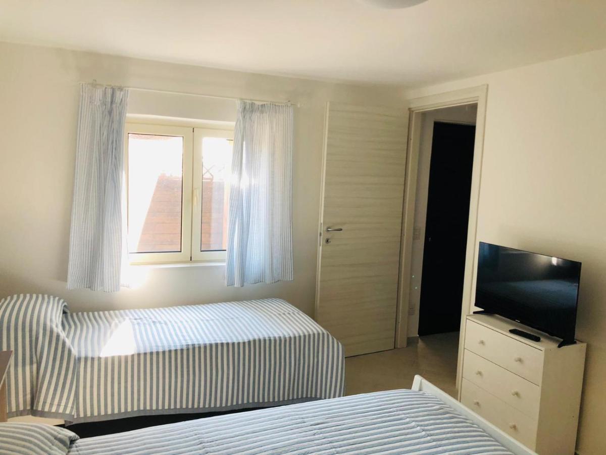 Edoardo E Franca Appartement Minturno Buitenkant foto